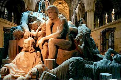 Sculpture.jpg (25773 bytes)