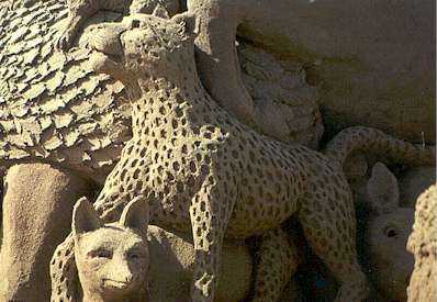 Cheetah.jpg (23472 bytes)